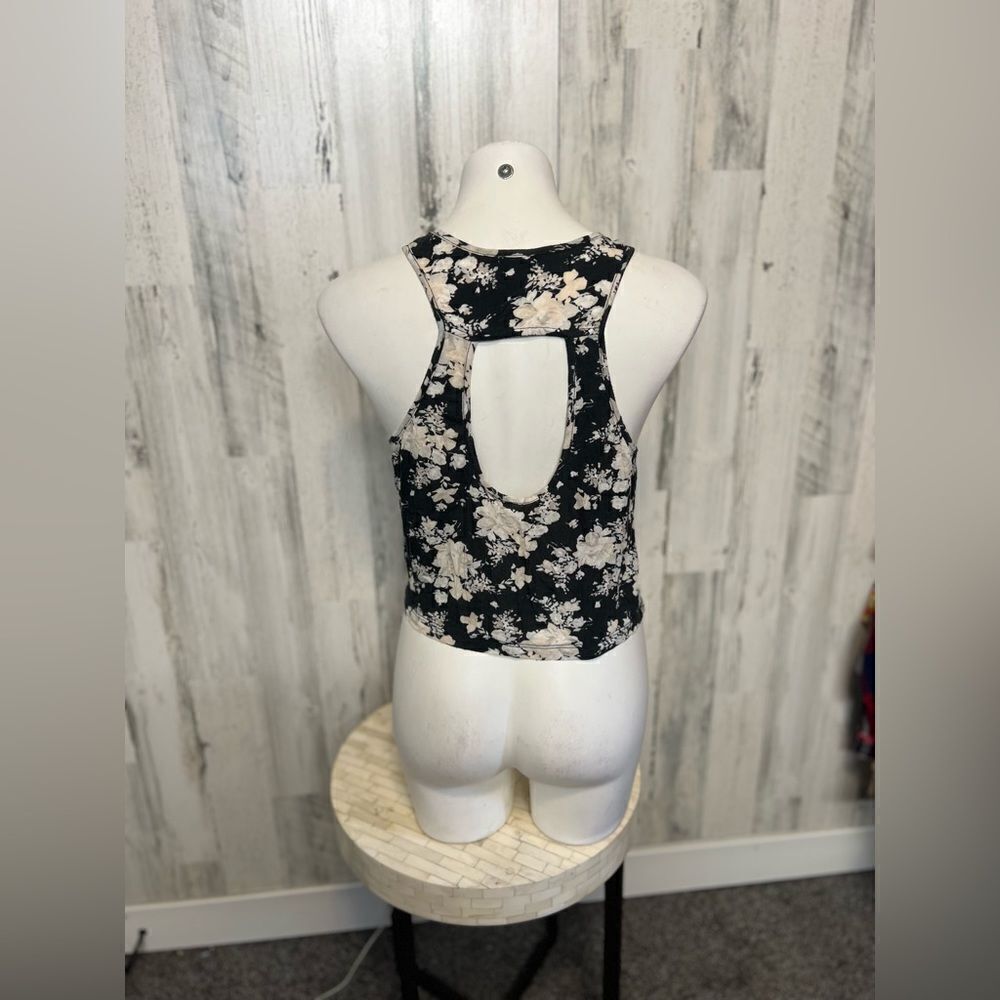 Tank top - Picture 7 of 8